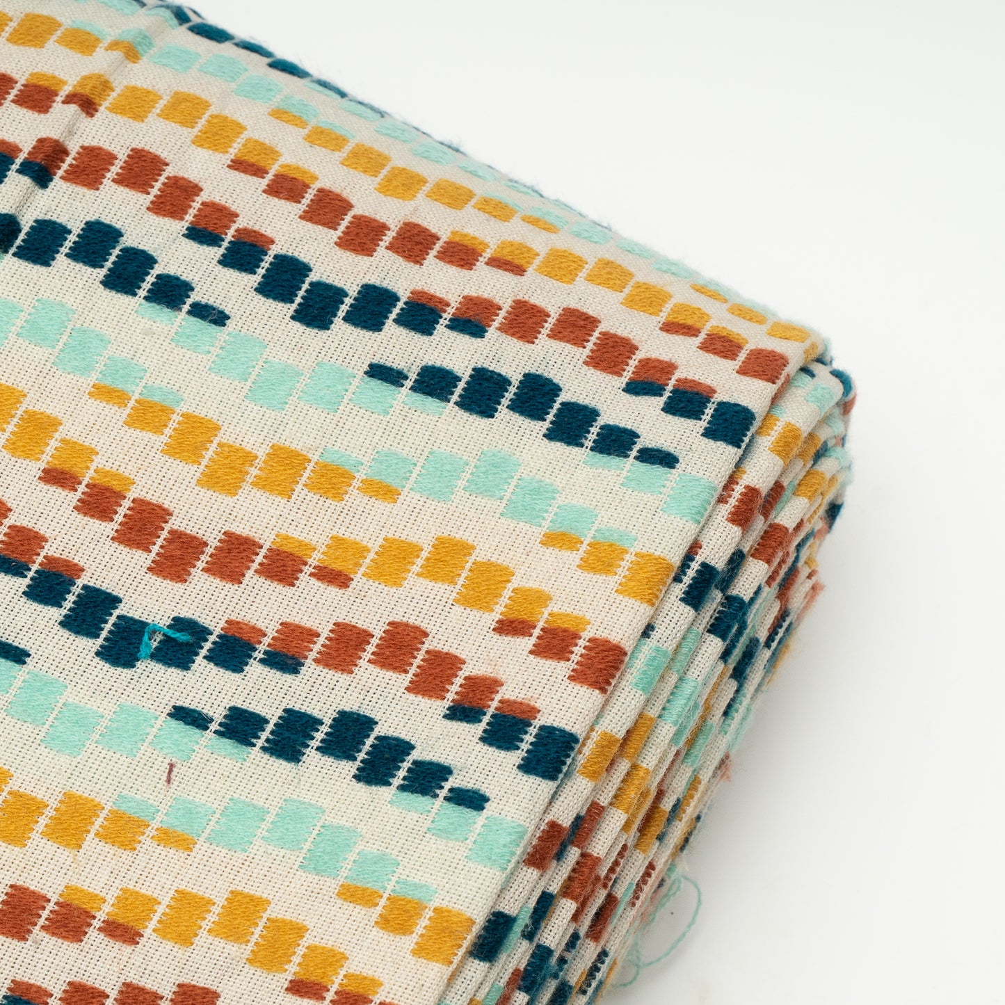 Cotton jacquard fabric (Sku: JDD-373)