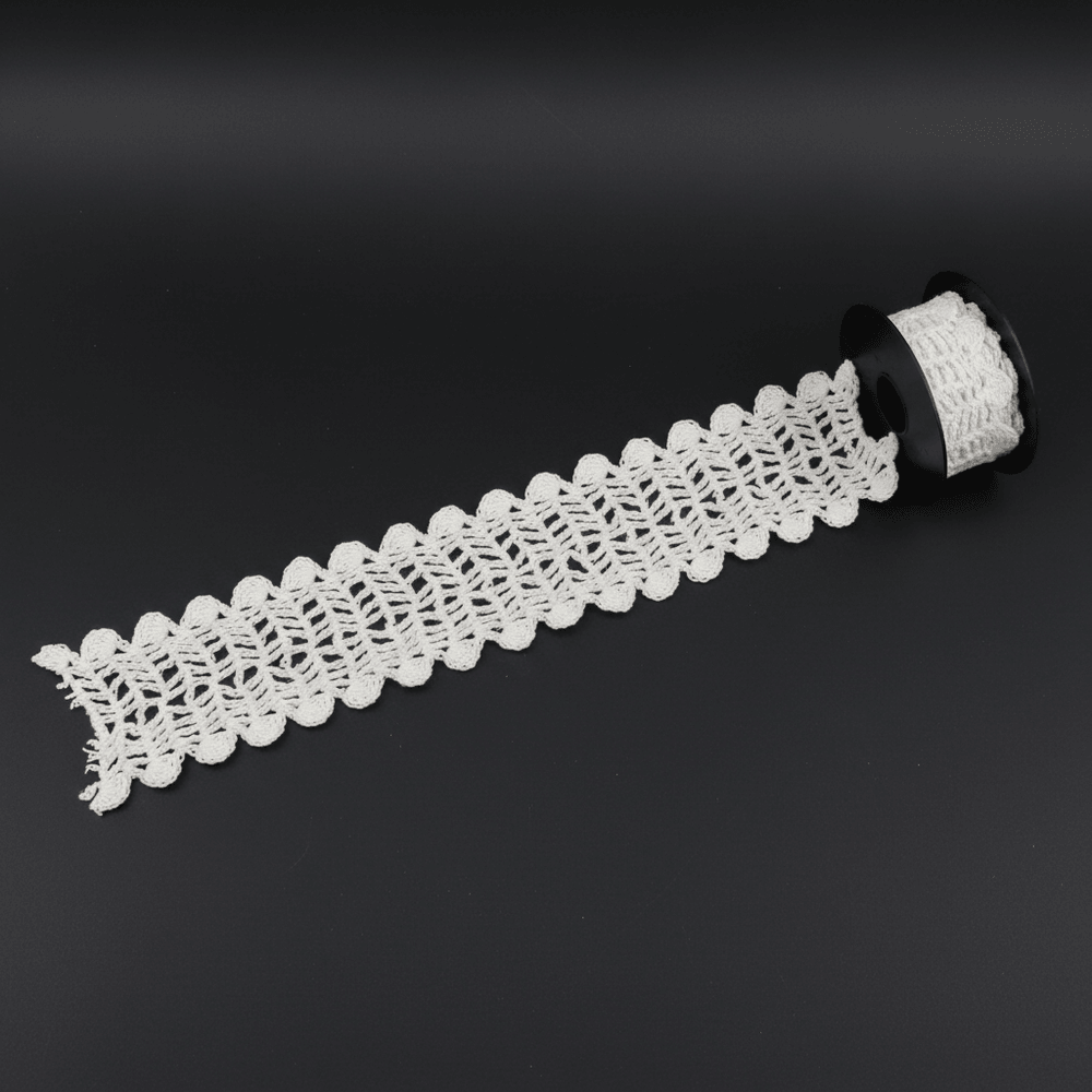 Off White Dyeable Cotton Hand Crochet Lace (Width : 3 Inch)