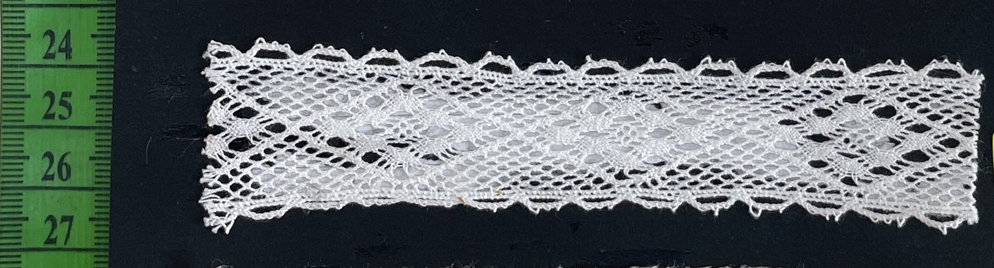 White Dyeable Crochet Lace (Sku: K-70)