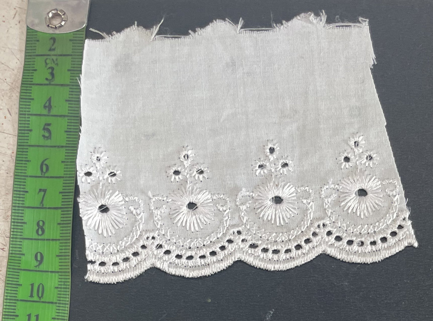 White Cotton Dyeable Schiffli Lace (Sku: S-126)