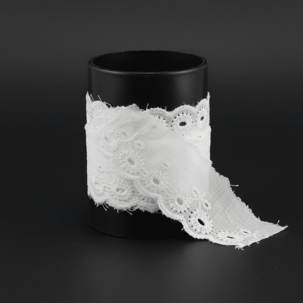 White Cotton Dyeable Schiffli Lace (Width : 1 Inch & Sku: S-48)