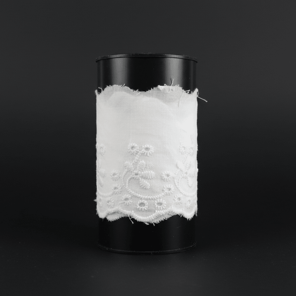 White Cotton Dyeable Schiffli Lace (Width : 3.5 Inch & Sku: S-52)