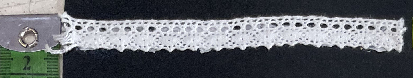 White Dyeable Crochet lace (Sku: K-29)