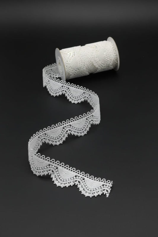 White Cotton Dyeable Chemical lace ( Width : 2 Sku: Ch-152 )