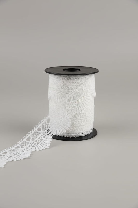 White Cotton Dyeable Chemical lace ( Width : 2 Inch & Sku: Ch-157 )
