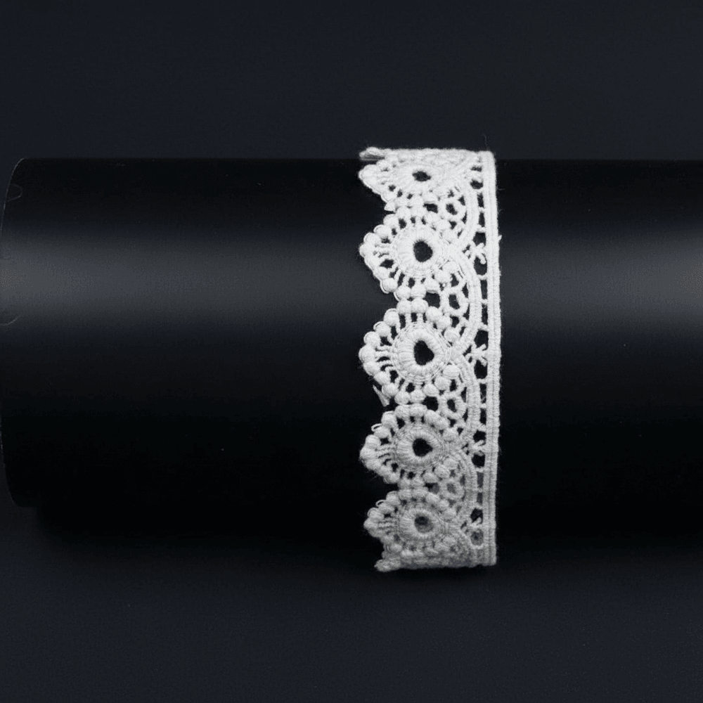 White Cotton Dyeable Chemical Lace (Width : 1.5 inch & Sku: Ch-91)