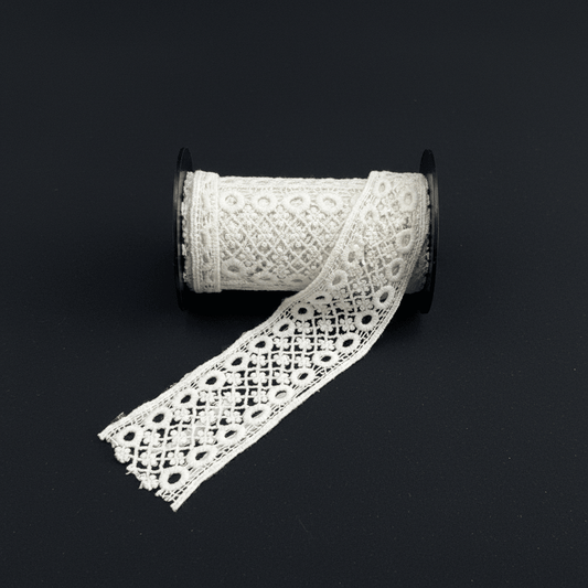White Cotton Dyeable Chemical lace (Width : 1.5 Inch & Sku: Ch-98)