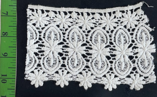 White Cotton Dyeable Chemical lace (Sku: Ch-99)