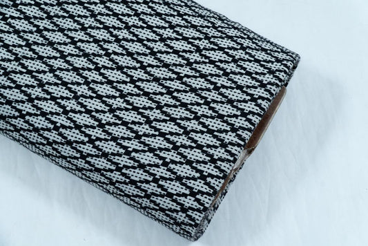 Black & White Thick Cotton Jacquard (Sku: JDD-190)