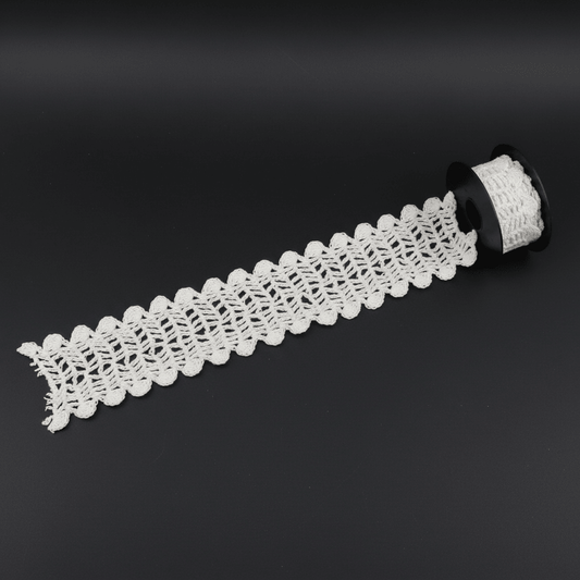 Off White Dyeable Cotton Hand Crochet Lace (Width : 3 Inch)