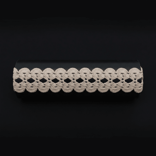 Off White Dyeable Cotton Hand Crochet Lace (Width : 2 inch)