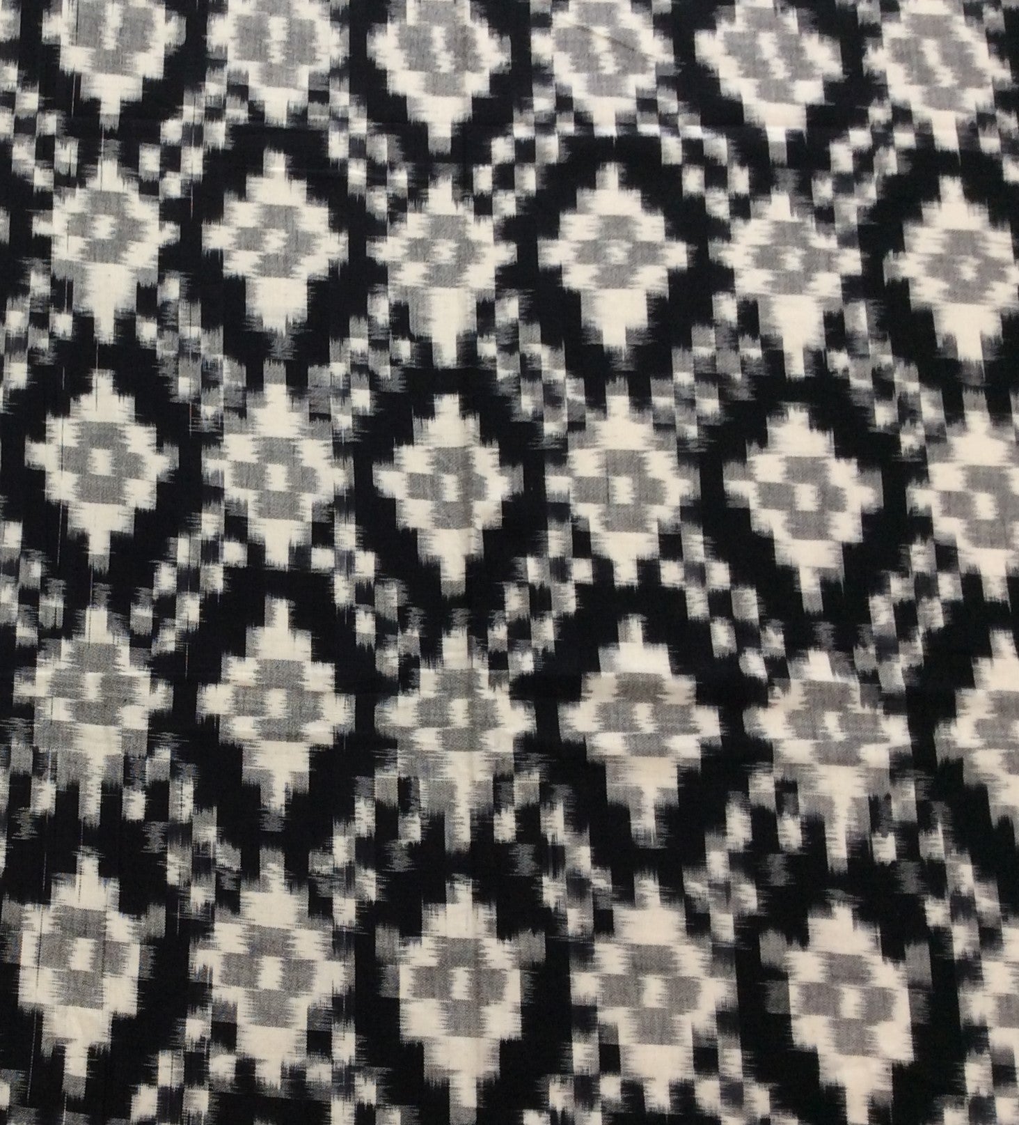 Black & White Fine Quality Cotton Handloom Ikat Fabric (SKU: IKK-482)