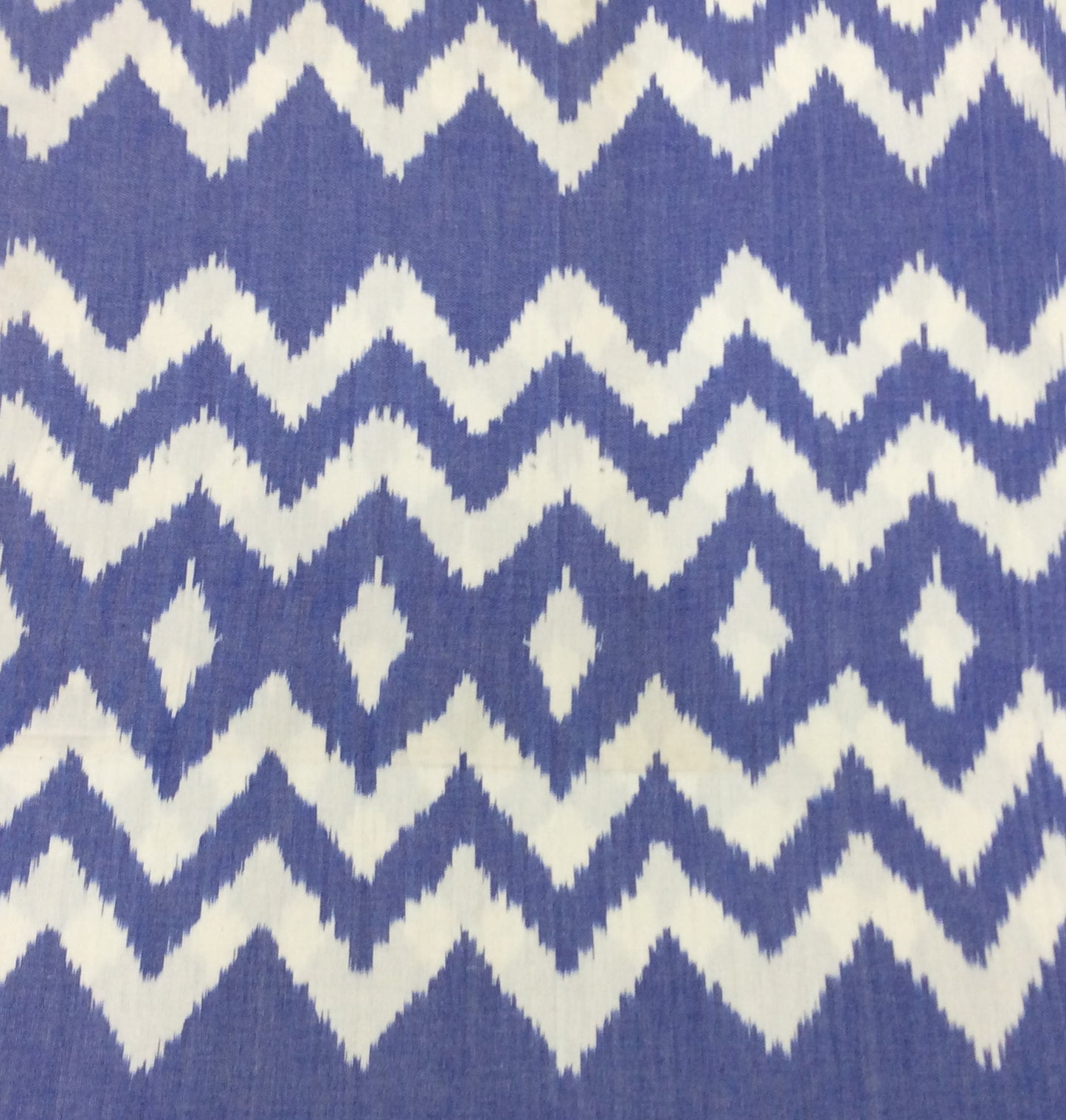 Blue & White Chevron Thick Cotton Handloom Ikat (SKU : IKK-405)