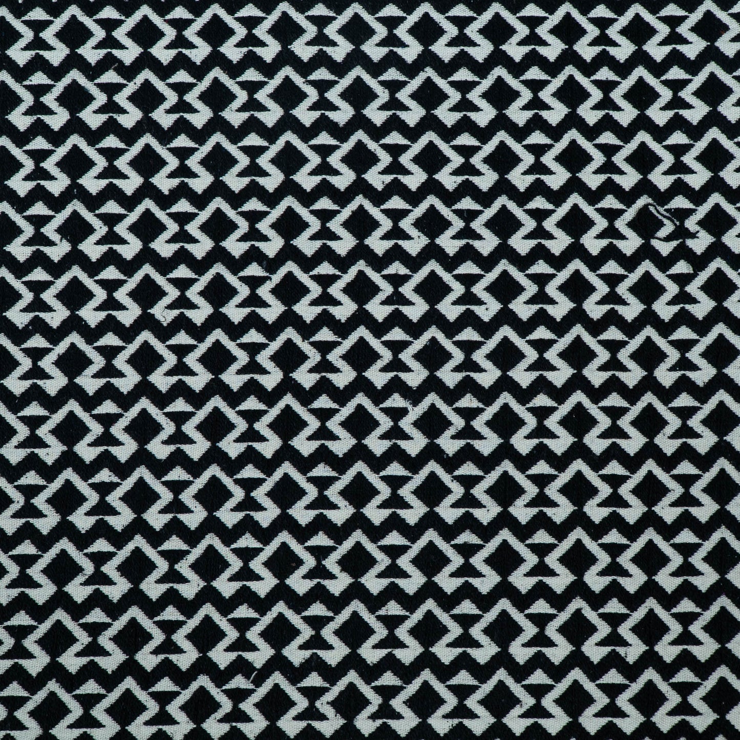 Black & White Abstract Design Cotton Blend Jacquard | SKU: JDD-280