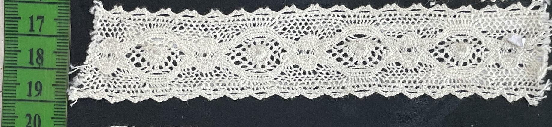 White Dyeable Crochet lace (Sku: K-12)