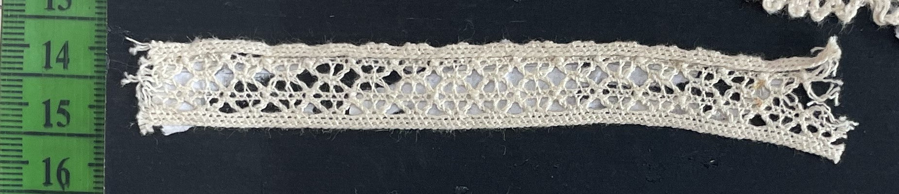 White Dyeable Crochet Lace (Sku: K-124)