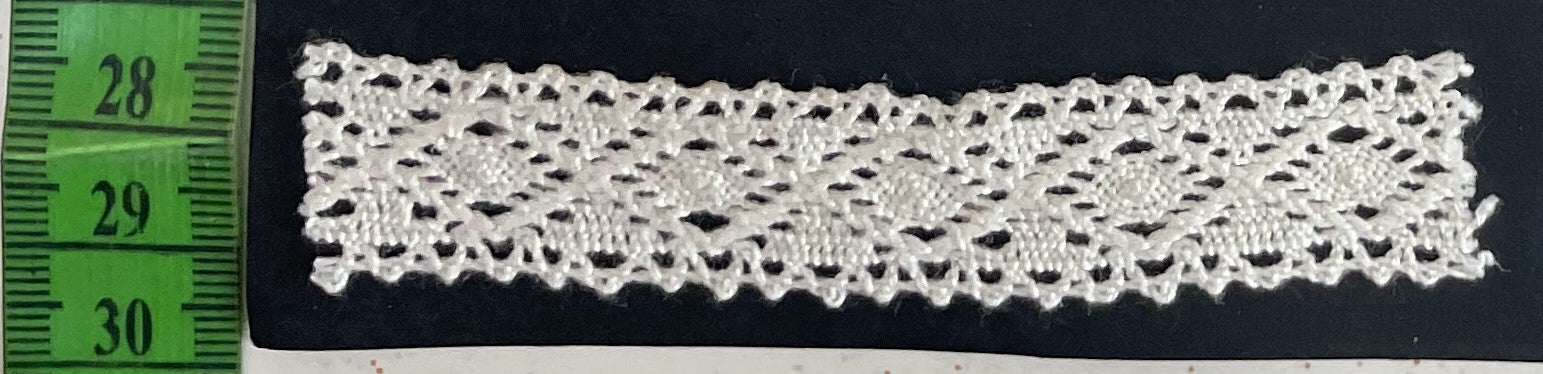 White Dyeable Crochet Lace (Sku: K-133)