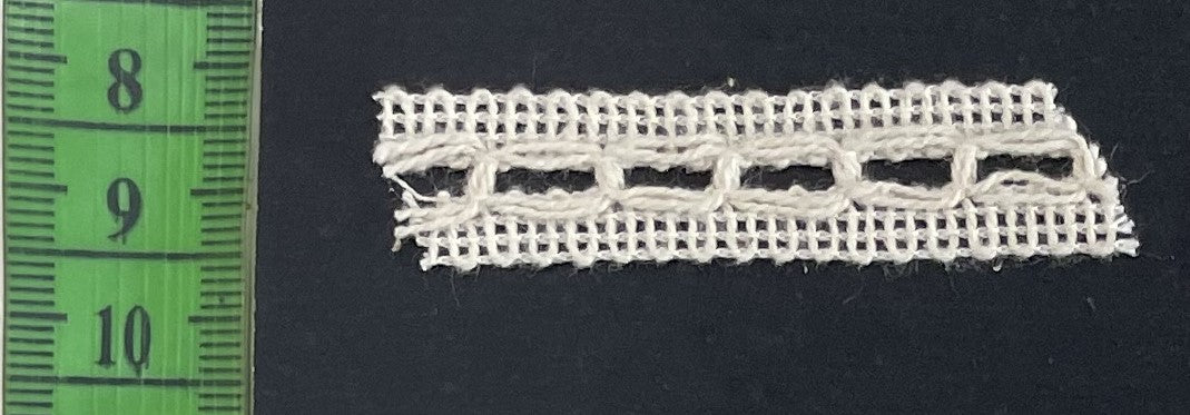 White Dyeable Crochet Lace (Sku: K-135)