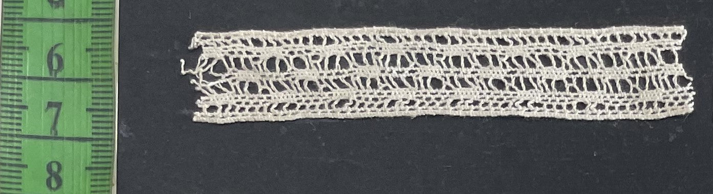 White Dyeable Crochet Lace (Sku: K-143)