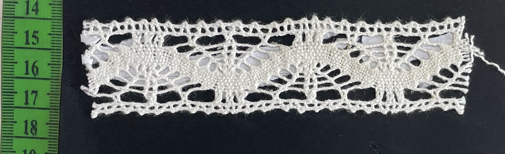 White Dyeable Crochet Lace (Sku: K-149)