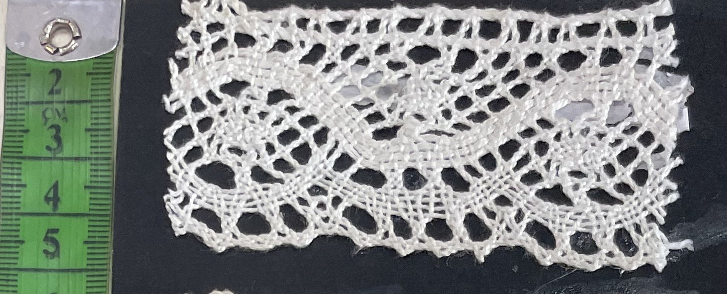 White Dyeable Crochet Lace (Sku: K-161)