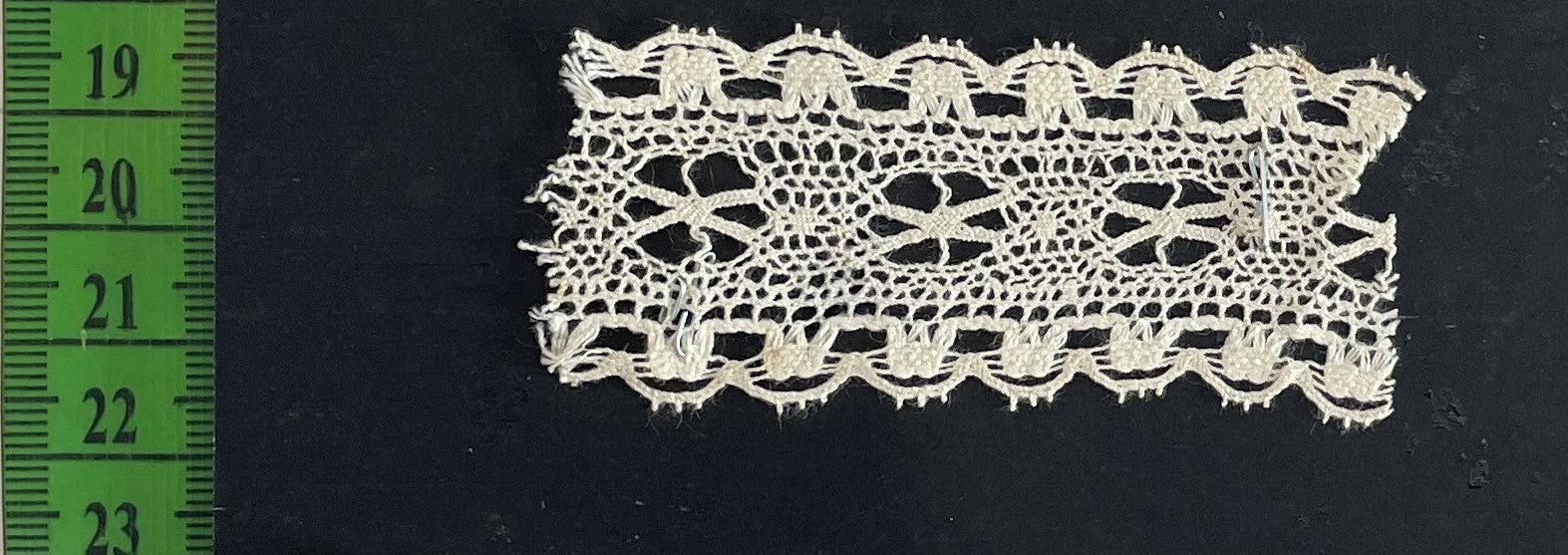 White Dyeable Crochet Lace (Sku: K-59)