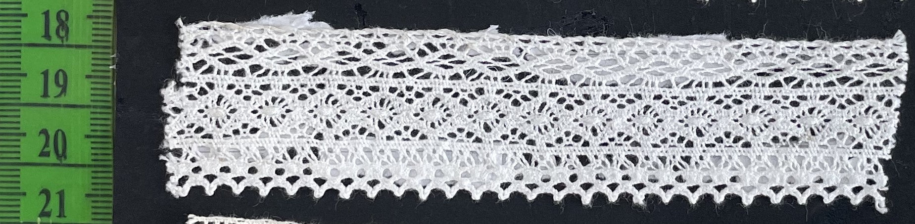 White Dyeable Crochet Lace (Sku: K-83)