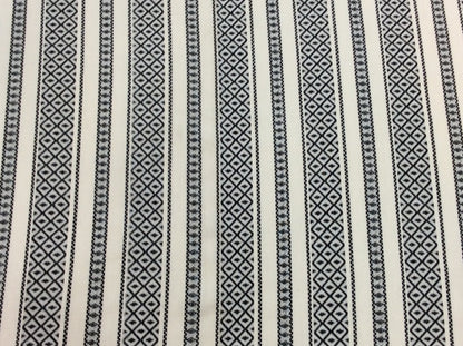 White & Gray Lightweight Jacquard