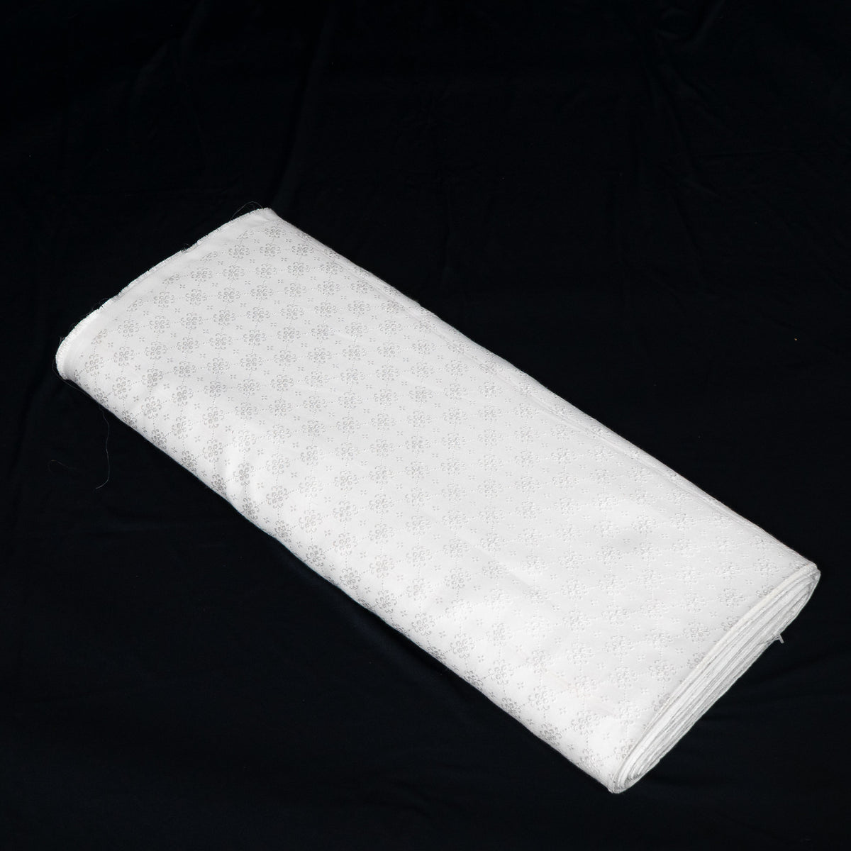 White Self-Patterned Cotton Blend Jacquard Fabric - 44" (112 cm)