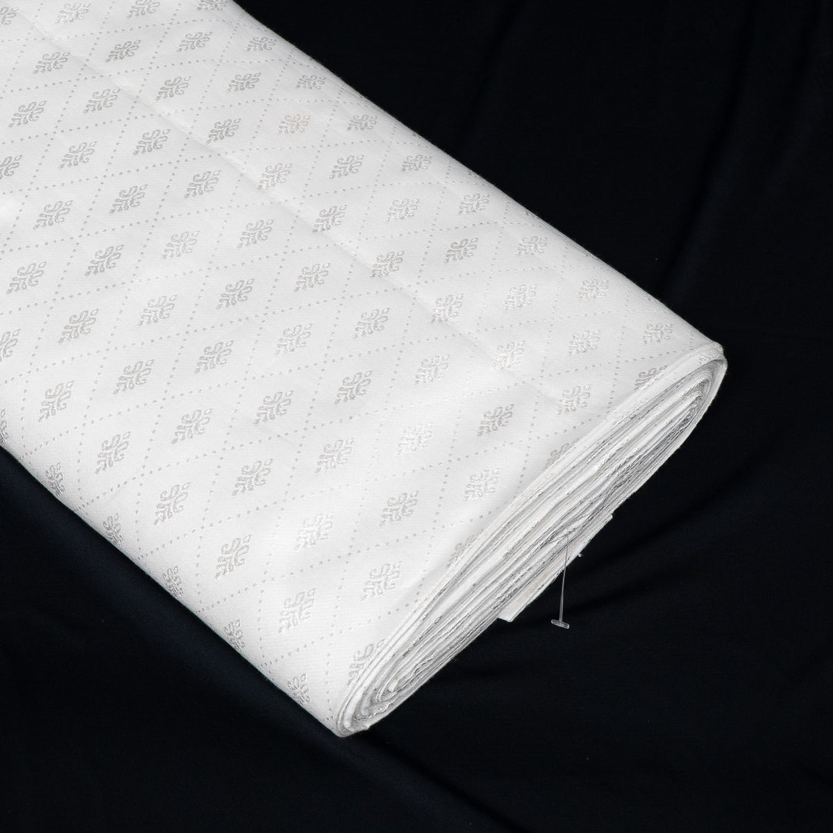 White Self-Patterned Cotton Blend Jacquard Fabric - 44" (112 cm)