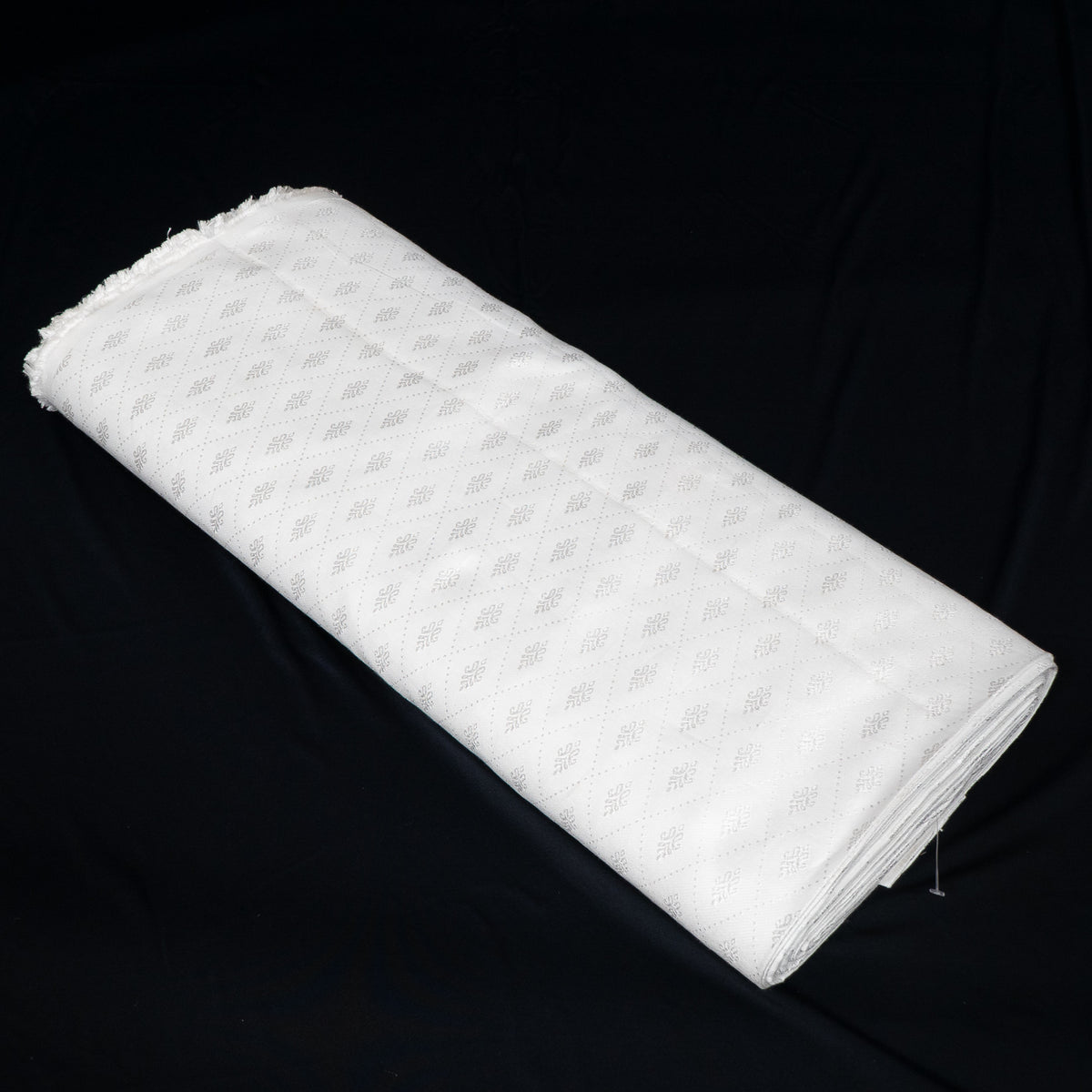 White Self-Patterned Cotton Blend Jacquard Fabric - 44" (112 cm)