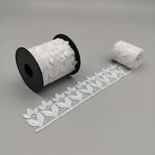 White Polyester Lace (Width 1.5 Inch & P-215)