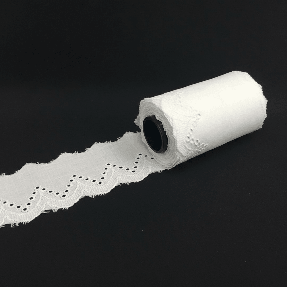 White Cotton Dyeable Schiffli Lace (Width : 1 Inch & Sku: S-115)