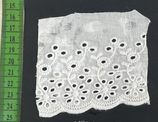 White Cotton Dyeable Schiffli Lace (Sku: S-13)