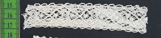 White Dyeable Crochet Lace (Sku: K-105)