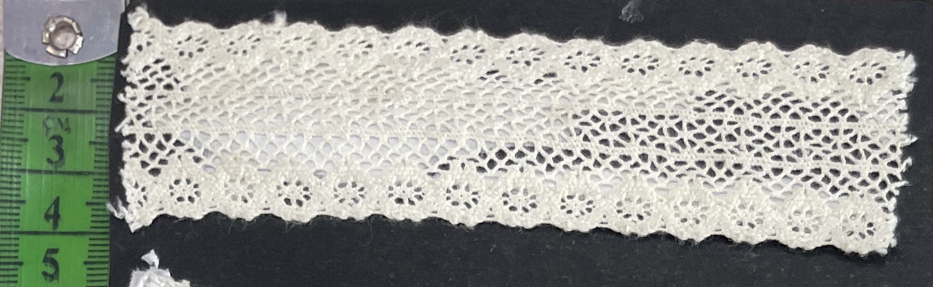 White Dyeable Crochet Lace (Sku: K-109)