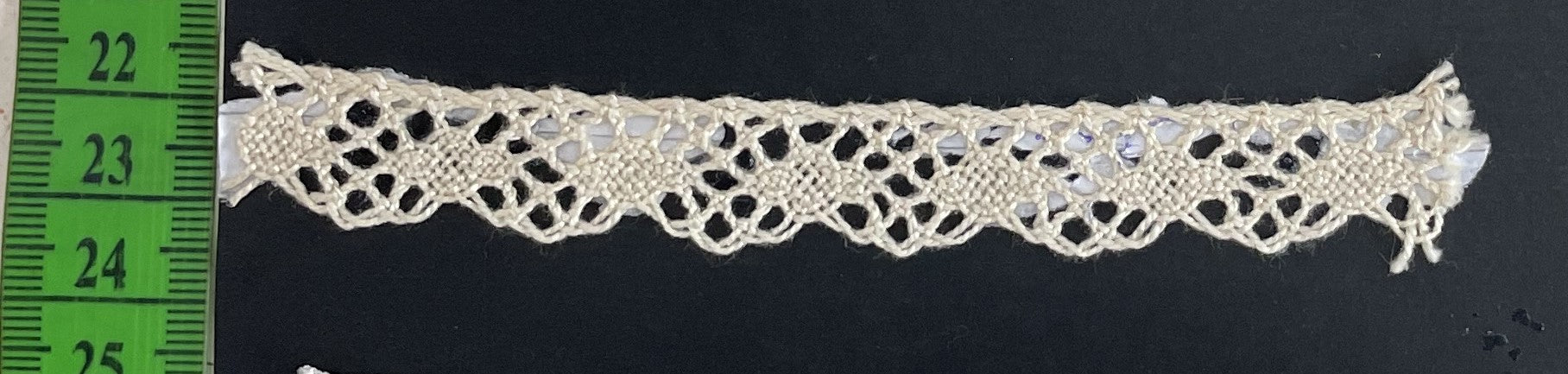 White Dyeable Crochet Lace (Sku: K-114)