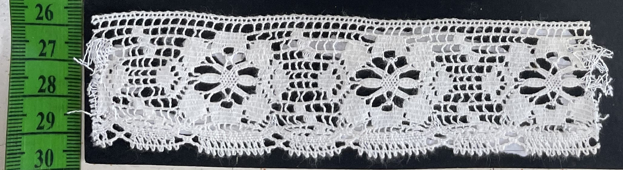 White Dyeable Crochet Lace (Sku: K-121)