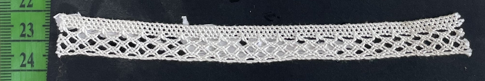 White Dyeable Crochet Lace (Sku: K-181)