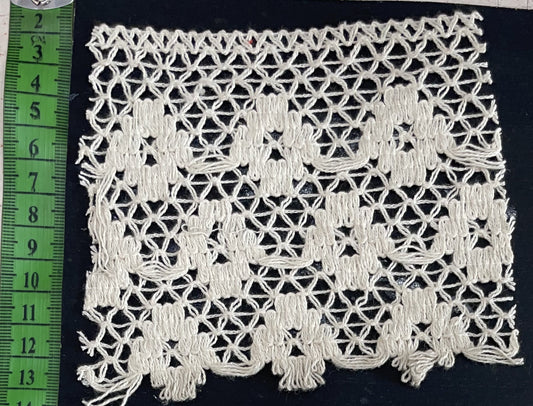 White Dyeable Crochet Lace (Sku: K-35)