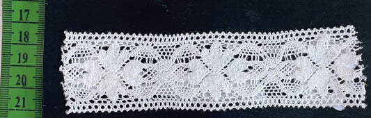 White Dyeable Crochet Lace (Sku: K-37)