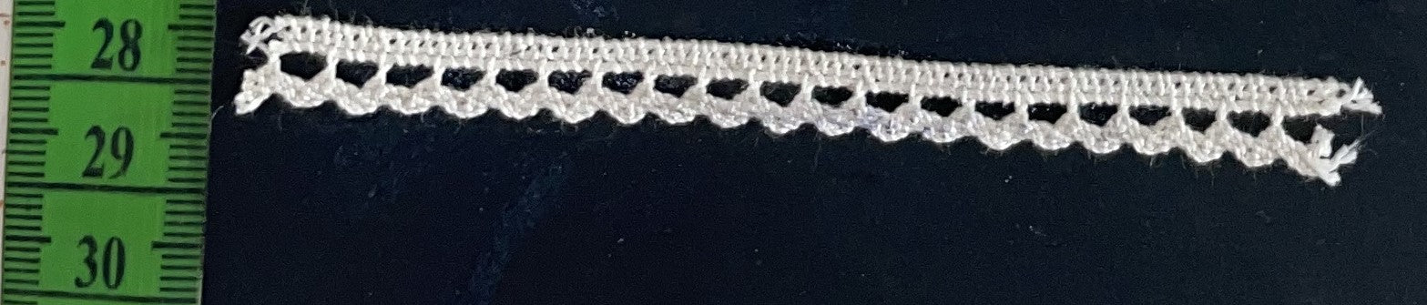 White Dyeable Crochet Lace (Sku: K-41)