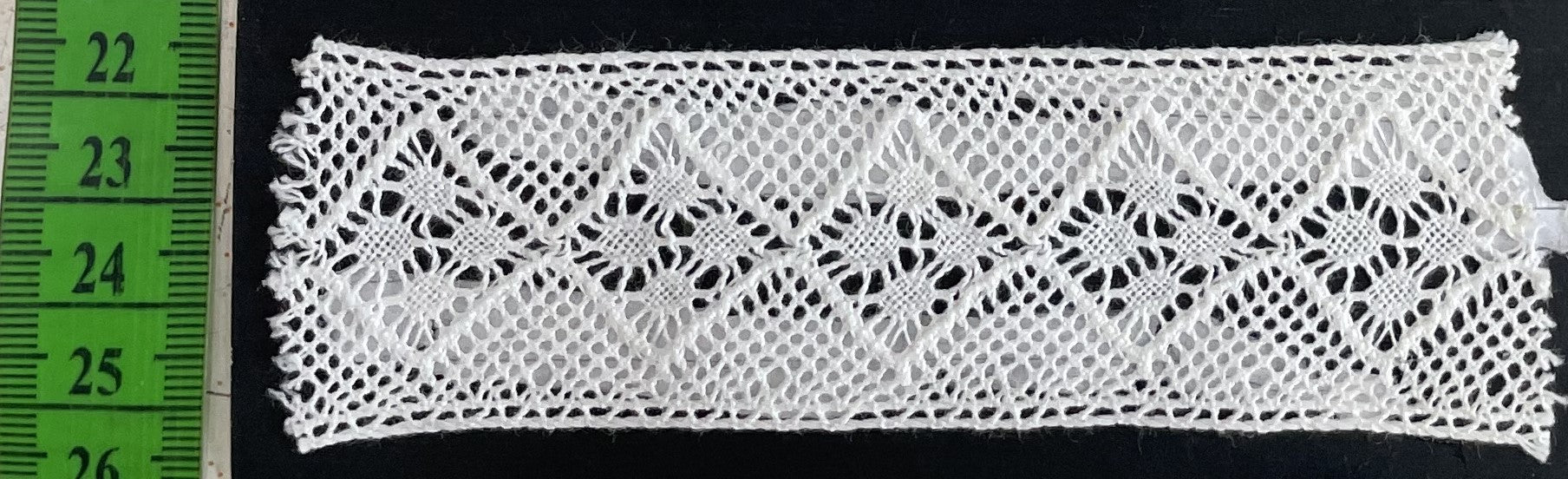 White Dyeable Crochet Lace (Sku: K-91)