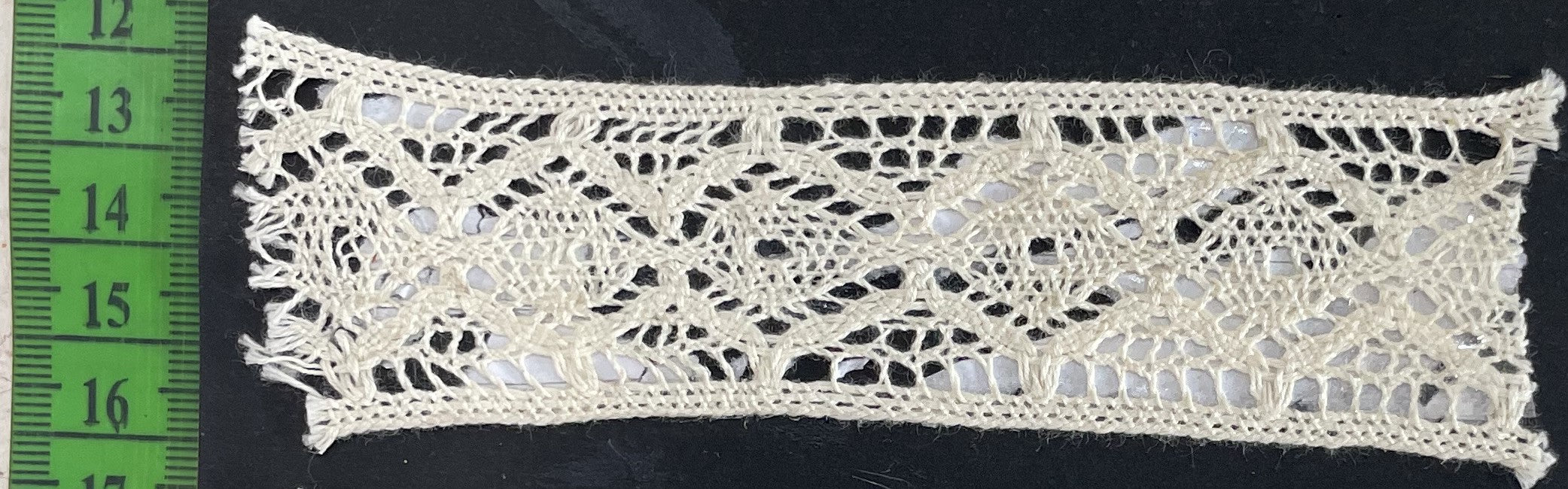 White Dyeable Crochet Lace (Sku: K-96)