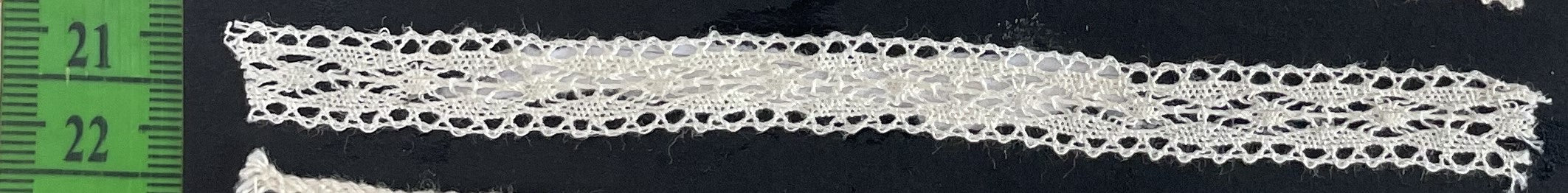 White Dyeable Crochet Lace (Sku: K-98)